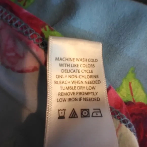 Pioneer Women Floral V-Neck Women's Top Size XXXL Cottagecore Romantic Vacation - Picture 11 of 11